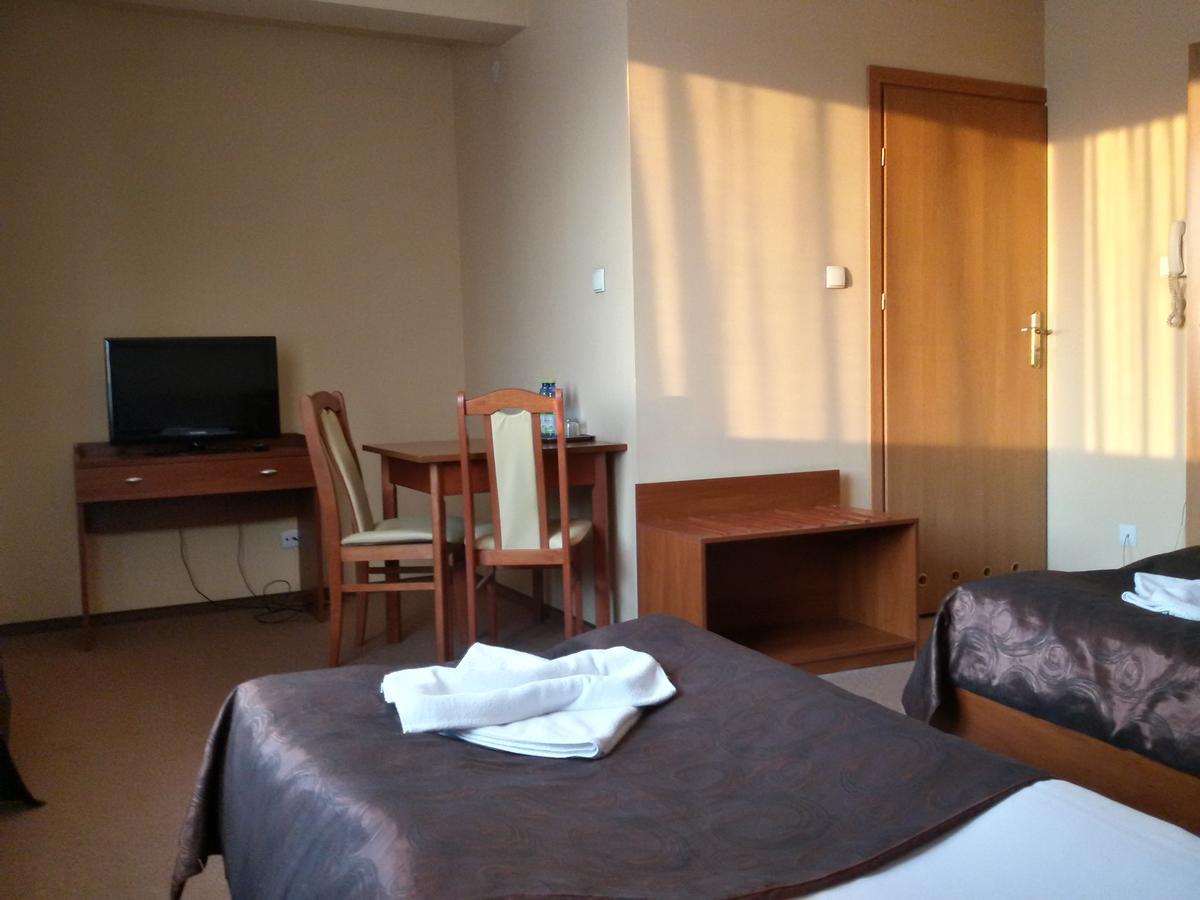 Hotel Astor Radom Exterior photo